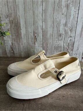 Vans Mary Jane Cream Canvas Sneakers M8.5, W10